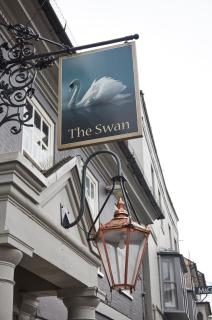 Swan Hotel by Greene King Inns - Alton - 8