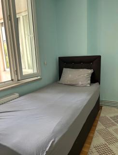 Central & Cozy Family Apartment - 3
