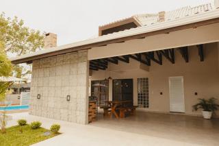 Sobrado Amplo, Piscina aquecida e Forno de Pizza - 6