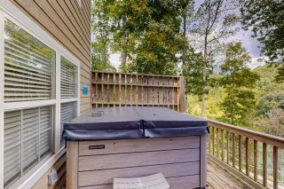 Stunning Lakeview Home Game Room Dock Hot Tub - 8