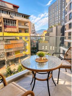Tira Homes - Sol - 1