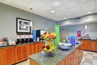 Hampton Inn Lewisburg - 1