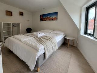 White Home - 6