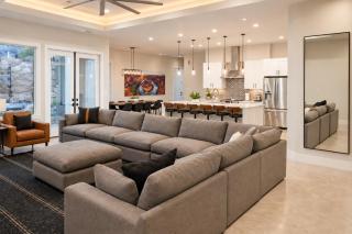 Modern Desert Oasis Lux Home w Pool and Spa - 7
