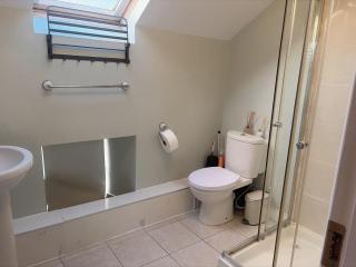Cove Guest Accommodation - 8