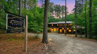 Driftwood Cabin - 9