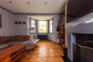 Luxury Portree Cottage with Hot Tub Hamara - 1