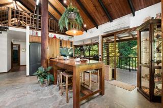 Fern House your serene rainforest retreat - 0