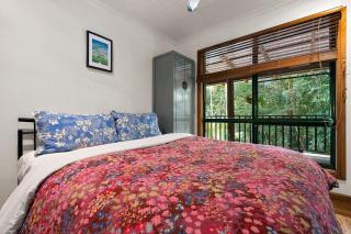 Fern House your serene rainforest retreat - 4