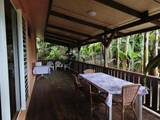 Teva's Tahiti Stay - Near Tahiti Airport - 1