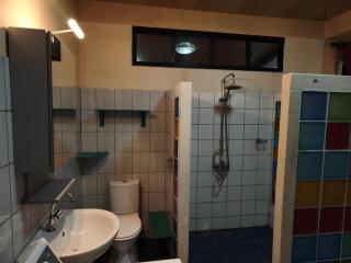 Teva's Tahiti Stay - Near Tahiti Airport - 6