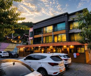 Gapyeong Imchori Buttumark Pension - 7