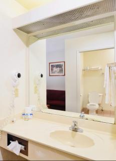 Comfort Crest Inn - 4