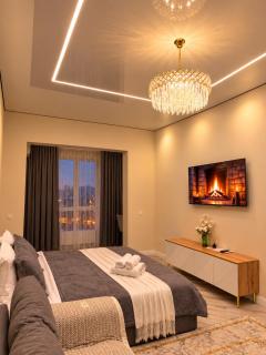 Comfort City 6 Panoramic Mountain View - 4