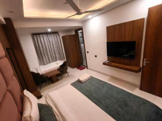 Hotel Prohit - 4