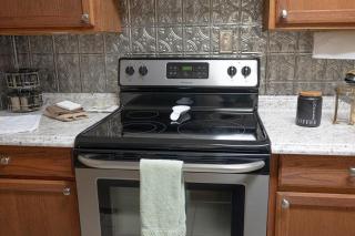 3 BR Home in the Heart of McComb Fenced Yard - McComb - 6