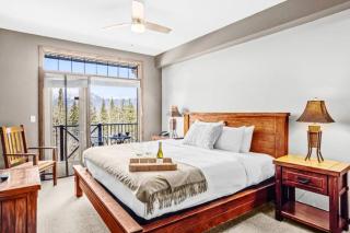 Minimalist Alpine Studio with Hot Tub and Gym Access - 4