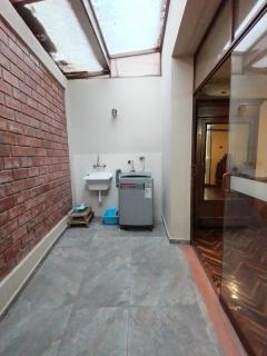 Spacious Private Apartment in Historic House - 2