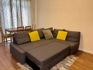 Apartment Sleeps 5 with WiFi - 7
