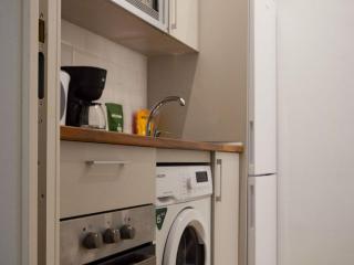 Pet-Friendly Stay in Madrid - 7