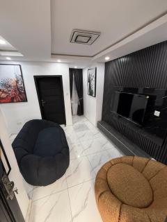 Modern 1Bed Apartment - 3