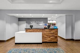Hampton Inn Omaha/West Dodge Road, Old Mill - 3