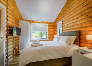 Gadgirth Estate Lodges - 3