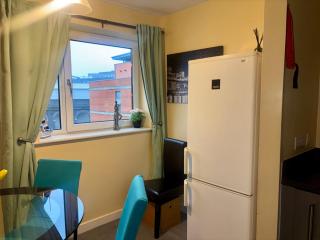 Apartment Sleeps 4 with Wifi - 1