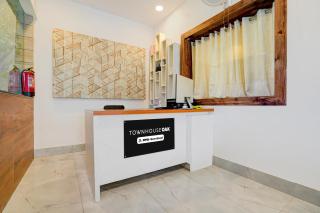 Townhouse Oak Rapti Riverview Formerly Red Chilly 3.O - 3