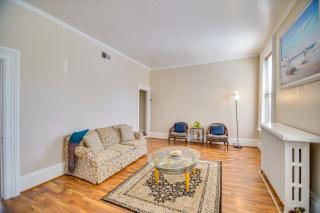 Wilmette Condo: 3 Mi Downtown Evanston - 6
