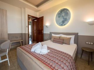 Duplex Gerakini Apartment with Pool - 9