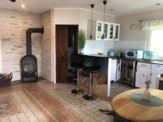 A wonderful holiday home with lake access - 8