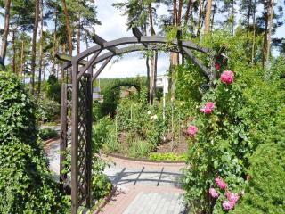 Comfortable holiday home with a large garden - 3
