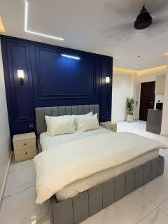 Monarch Suites - 3