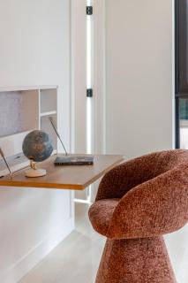 Spacious 2BR Downtown - 3