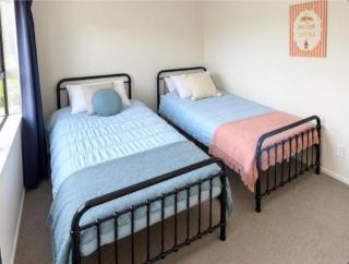 Sol Spa Oasis - Surfdale Holiday Home - 2