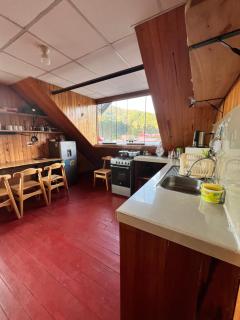 Albano Apartamento 1BR - 2 camas tu refugio Oxapampa piso 4 sin ascensor - 3