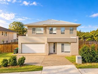 Large Family Escape between Brisbane & Gold Coast - 7
