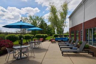 Hampton Inn & Suites Cleveland-Southeast-Streetsboro - 9
