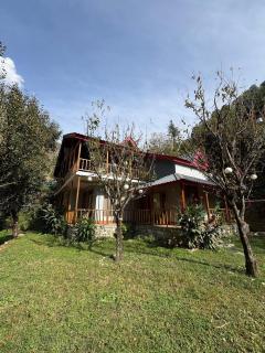 Orchard whisper cottage tirthan - Gushaini - 1