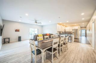 Private Barn Loft, Sleeps 8 - 1