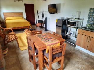 Prime location, Complete privacy - 1