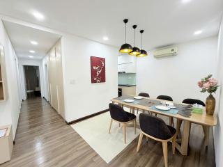 Starhill - Nead SECC Phú Mỹ Hưng - 1