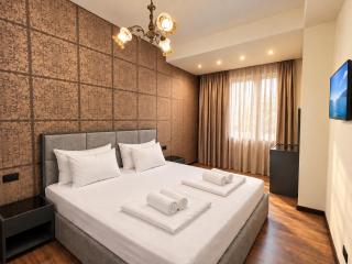 Royal Opera Residence 81 SQM Large 1 BR - 6