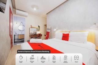 RedDoorz Plus @ Thamrin - 0