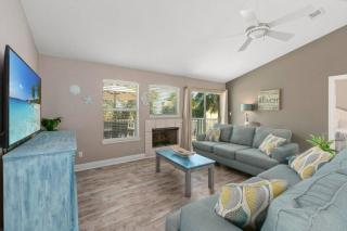 Your Perfect Beach Getaway Destin Coastal Home - 4