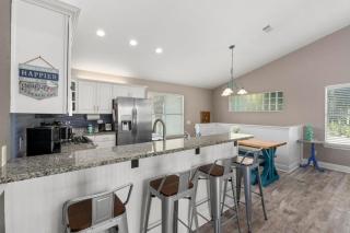 Your Perfect Beach Getaway Destin Coastal Home - 2