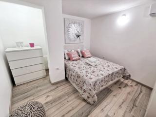 Modern flat in Omiš, with terrace and views, 80m² - 8