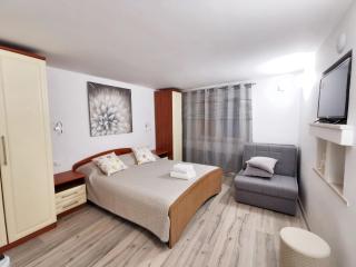 Modern flat in Omiš, with terrace and views, 80m² - 3