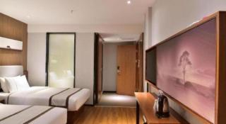 Jtour Inn Xianning Chongyang Taoxi Avenue - 2